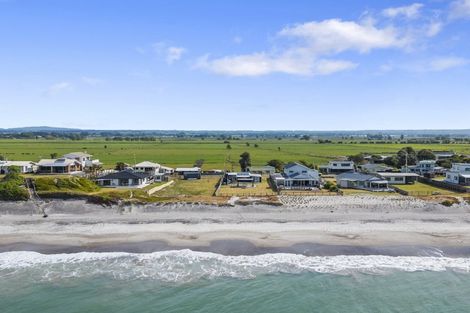Photo of property in 95 Pukehina Parade, Pukehina, Te Puke, 3189
