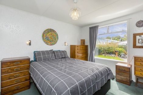 Photo of property in 5 Parera Grove, Heretaunga, Upper Hutt, 5018