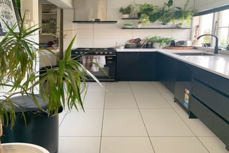 Photo of property in 40 Canterbury Street, Lyttelton, 8082