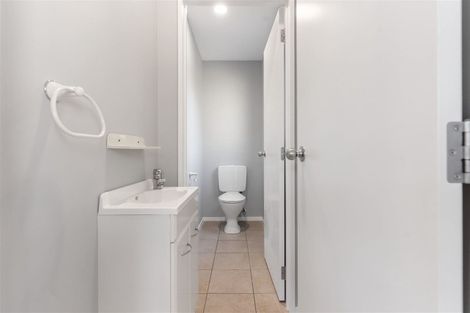 Photo of property in 24 Puma Drive, Golflands, Auckland, 2013