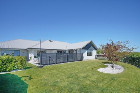 Photo of property in 42 Mokihi Gardens, Hillmorton, Christchurch, 8024