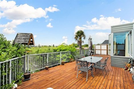 Photo of property in 45 Te Atatu Road, Te Atatu South, Auckland, 0610