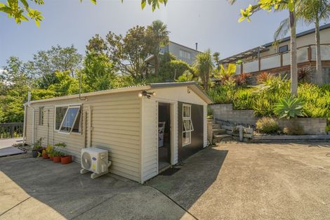 Photo of property in 2 Ridge Road, Tairua, 3508