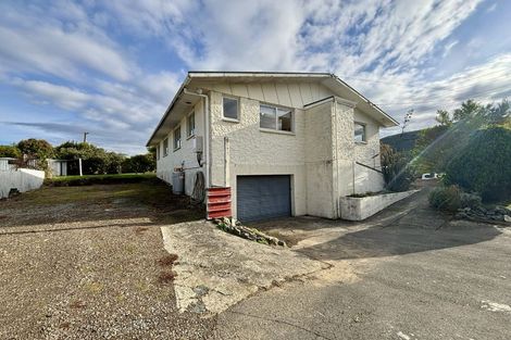 Photo of property in 252 Waikawa Road, Waikawa, Picton, 7220