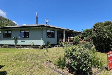 Photo of property in 111 Pinewood Court, Matarangi, Whitianga, 3592