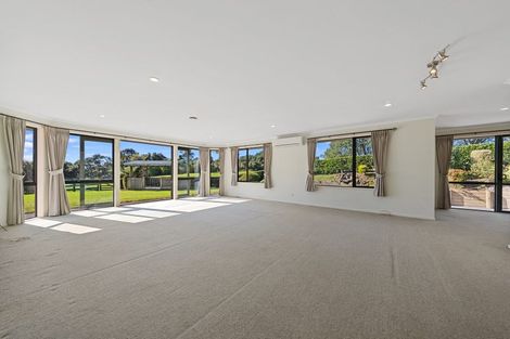 Photo of property in 58 Arrowsmith Road, Waitakere, Henderson, 0782