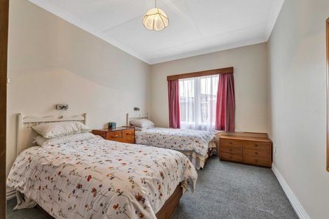 Photo of property in 10 Norman Street, Lower Vogeltown, New Plymouth, 4310