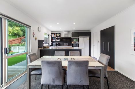 Photo of property in 69 Bathurst Crescent, Pyes Pa, Tauranga, 3112