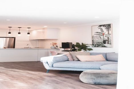 Photo of property in 40 Wharara Lane, Massey, Auckland, 0614