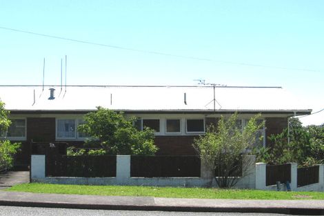 Photo of property in 2/11 Sunrise Avenue, Murrays Bay, Auckland, 0630