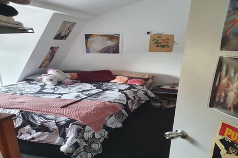 Photo of property in 15 Maori Hut Road, Red Beach, 0932