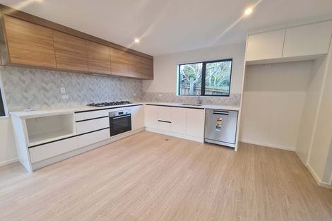 Photo of property in 16d Sheridan Drive, New Lynn, Auckland, 0600