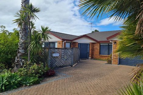 Photo of property in 10 Angel Way, Stanmore Bay, Whangaparaoa, 0932