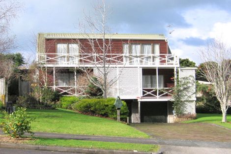 Photo of property in 6 Corokia Place, Totara Heights, Auckland, 2105