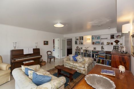 Photo of property in 219 Manly Street, Paraparaumu Beach, Paraparaumu, 5032