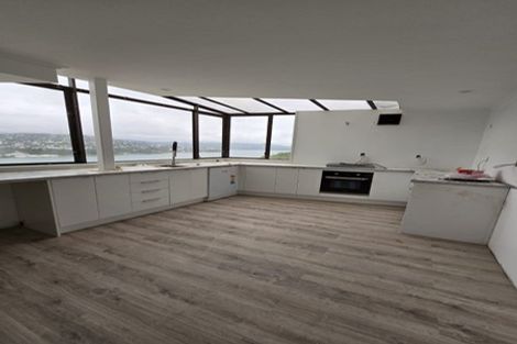 Photo of property in 9 Rangitane Street, Maupuia, Wellington, 6022