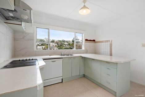 Photo of property in 26 Matipo Road, Mairangi Bay, Auckland, 0630