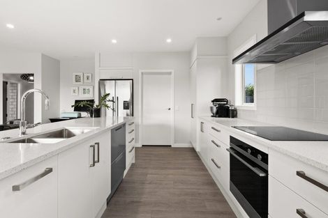 Photo of property in 7 Grooby Place, Havelock North, 4130