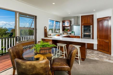 Photo of property in 44 Kowhai Road, Campbells Bay, Auckland, 0630