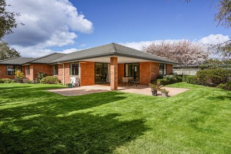 Photo of property in 18 Parkside Crescent, Northwood, Christchurch, 8051