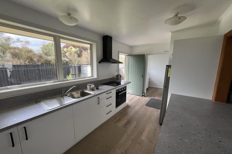 Photo of property in 2 Marlin Place, Mairehau, Christchurch, 8013