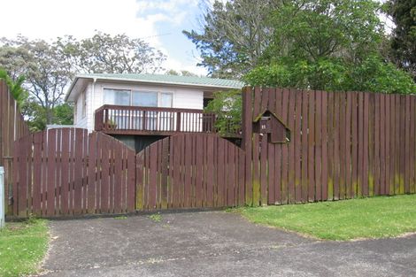 Photo of property in 11 Caringbah Drive, Papatoetoe, Auckland, 2025