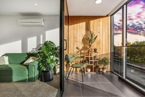 Photo of property in 102/1 Buscomb Avenue, Henderson, Auckland, 0610