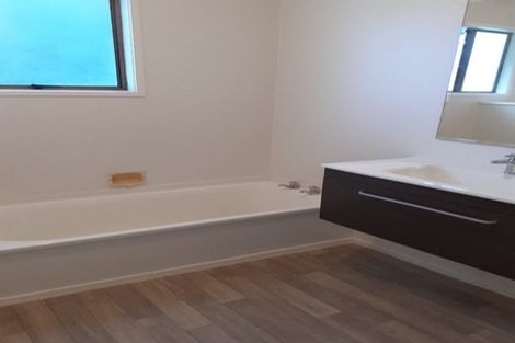 Photo of property in 99 Mcpike Road, Waimauku, 0883