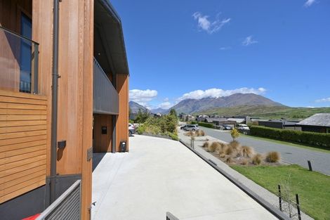Photo of property in 29a Rannoch Drive, Jacks Point, Queenstown, 9371