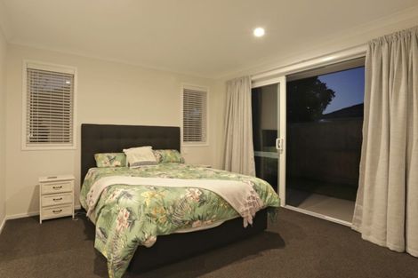 Photo of property in 77 Bert Wall Drive, Omokoroa, 3114