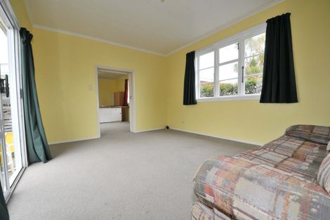 Photo of property in 8 Hannan Street, Levin, 5510