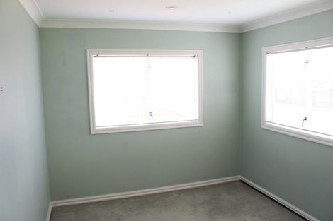 Photo of property in 12b Karetu Road, Greenlane, Auckland, 1051