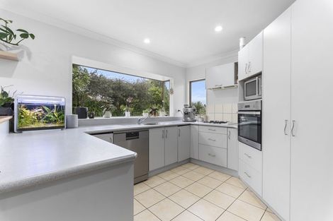 Photo of property in 18 Parris Street, Moturoa, New Plymouth, 4310