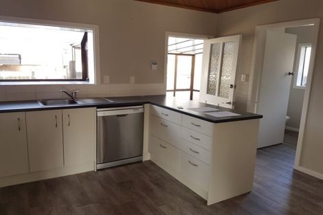 Photo of property in 22 Birdwood Road, Pukekohe, 2120