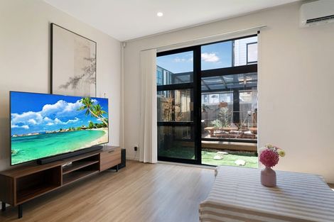 Photo of property in 9 Landing Path Drive, Hobsonville, Auckland, 0616