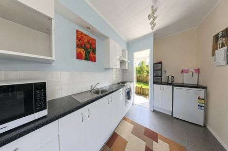 Photo of property in 52b Kingsley Street, Stokes Valley, Lower Hutt, 5019