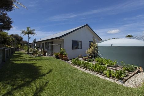Photo of property in 300 State Highway 10, Cable Bay, 0420