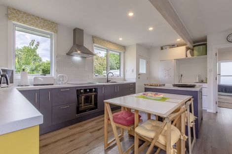 Photo of property in 146 Te Rangitautahanga Road, Turangi, 3334