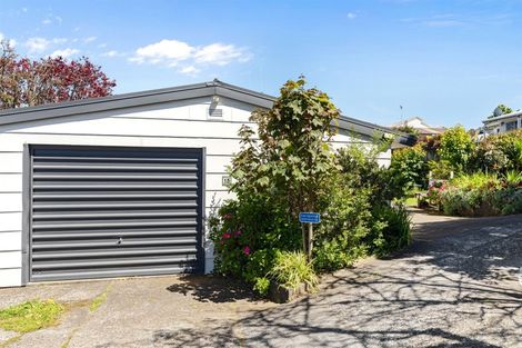 Photo of property in 15 Pokapu Place, Bethlehem, Tauranga, 3110