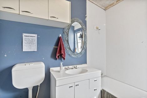 Photo of property in 1 Takahe Street, Frankton, Hamilton, 3204