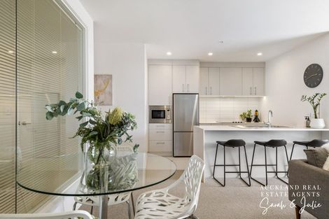 Photo of property in 205/8 Waikumete Road, Glen Eden, Auckland, 0602