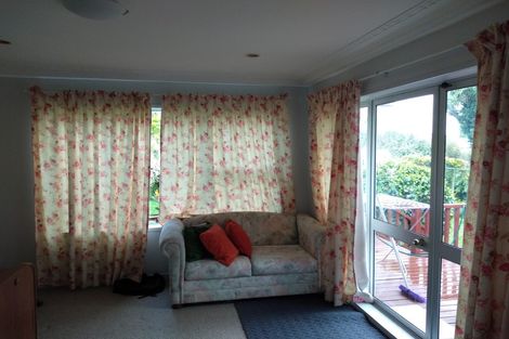 Photo of property in 17 Wilbur Place, Pakuranga Heights, Auckland, 2010