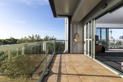 Photo of property in Highgate Towers, 6b/8 Howe Street, Freemans Bay, Auckland, 1011