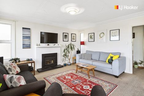 Photo of property in 35 Glendevon Place, Vauxhall, Dunedin, 9013