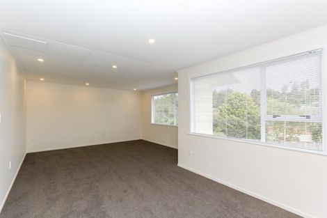Photo of property in 2 Wayne Place, Ferndale, New Plymouth, 4310