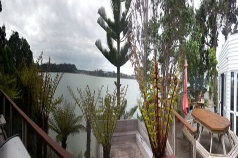 Photo of property in 23 Ferry Parade, Herald Island, Auckland, 0618