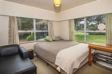 Photo of property in 18 Coates Avenue, Baylys Beach, Dargaville, 0377