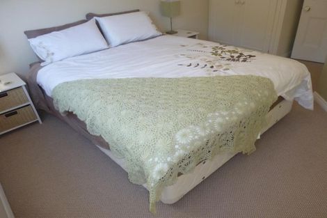 Photo of property in 19 Milton Terrace, Picton, 7220