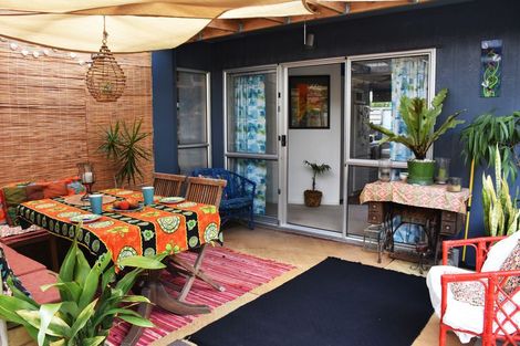 Photo of property in 6 Seaview Road, Paihia, 0200