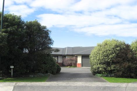 Photo of property in 10 Clifford Close, Levin, 5510